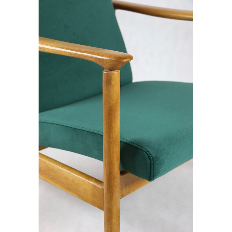 Gfm-142 sillón vintage de terciopelo verde de Edmund Homa, 1970