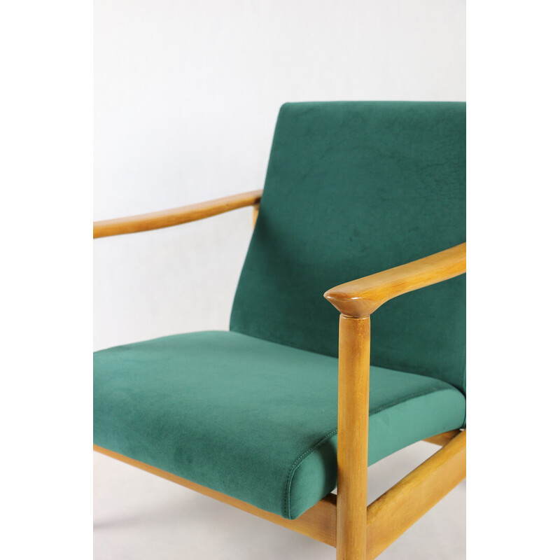 Vintage green velvet Gfm-142 armchair by Edmund Homa, 1970s