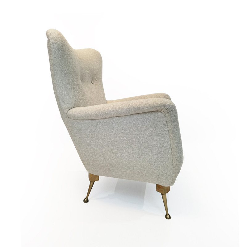 Vintage fauteuil in bouclé stof en messing, jaren 1950