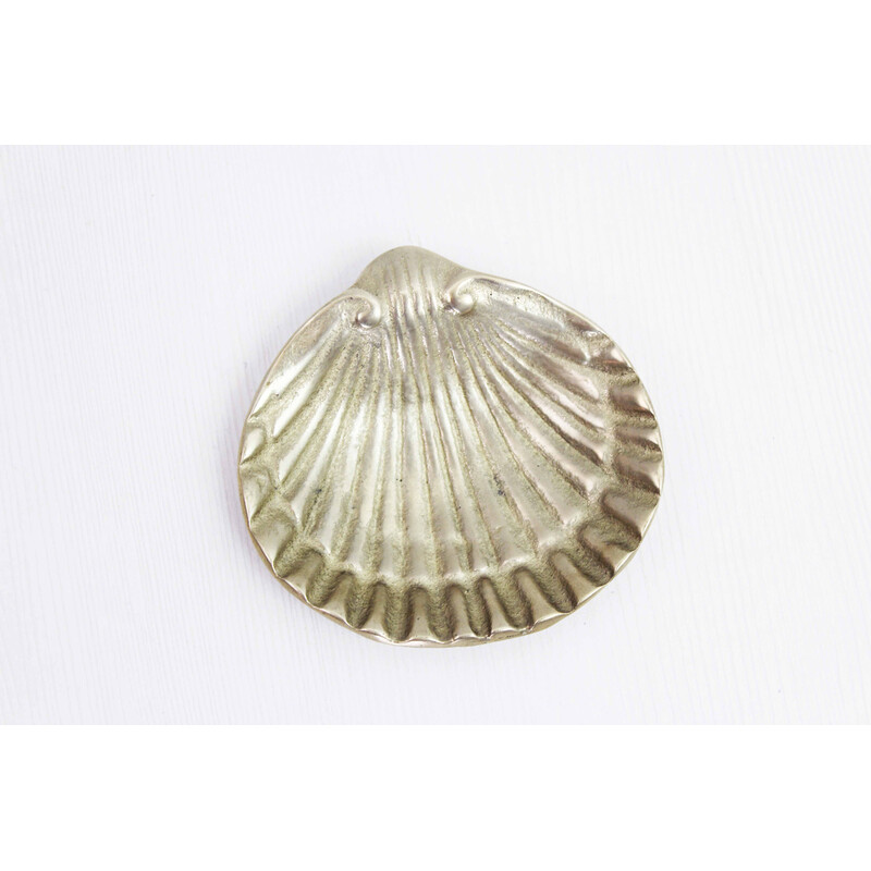 Vintage brass shell pocket tray, 1960