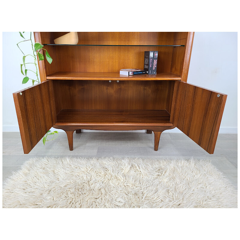 Scandinavisch vintage teak dressoir met teakfineer