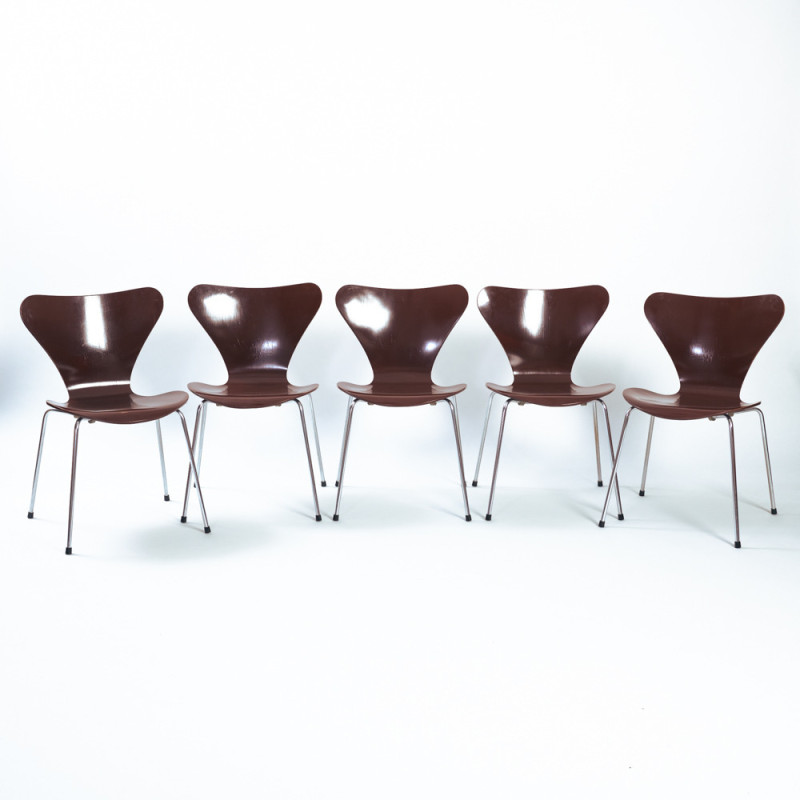 Set of 5 vintage brown Butterfly 3107 7 series chairs by Arne Jacobsen for Fritz Hansen, 1960s