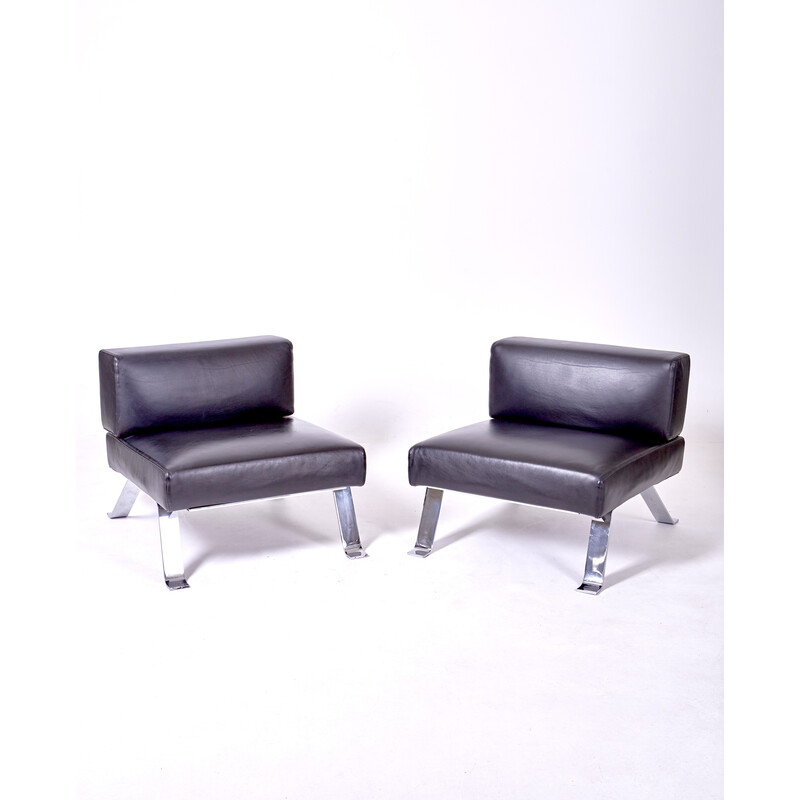 Pair of vintage ombra 512 armchairs in polished chrome steel and leather by Charlotte Perriand