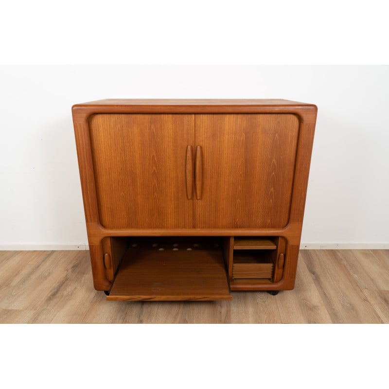 Vintage houten TV-meubel met wielen van Dyrlund