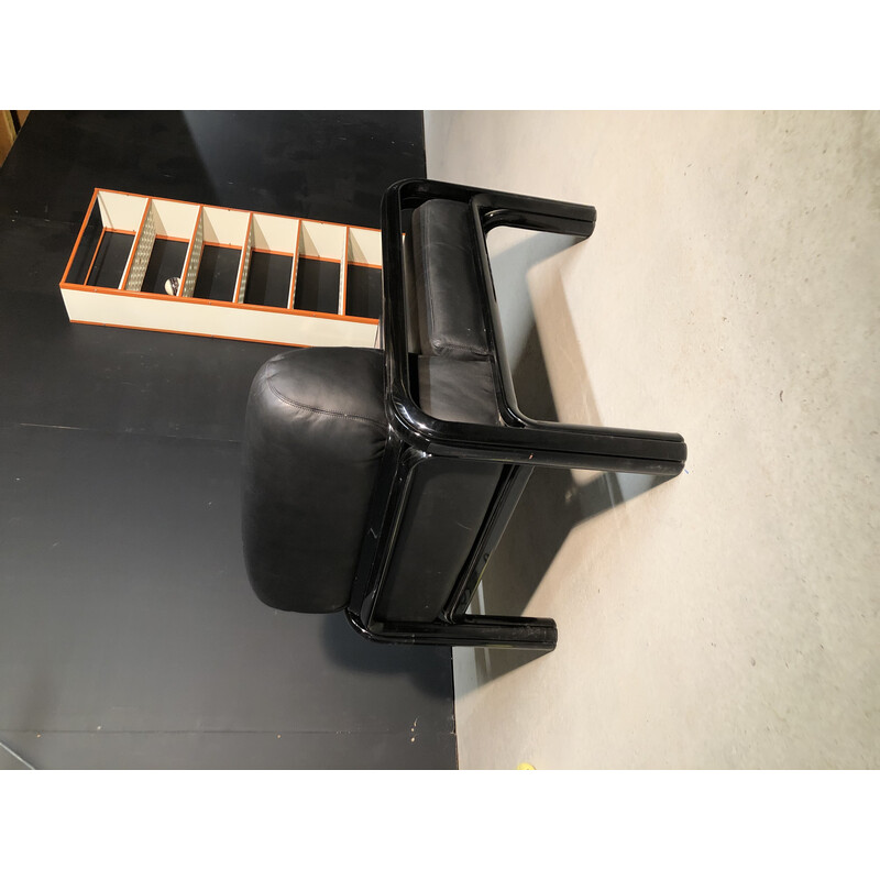 Vintage leather armchair by Gae Aulenti for Knoll, 1980