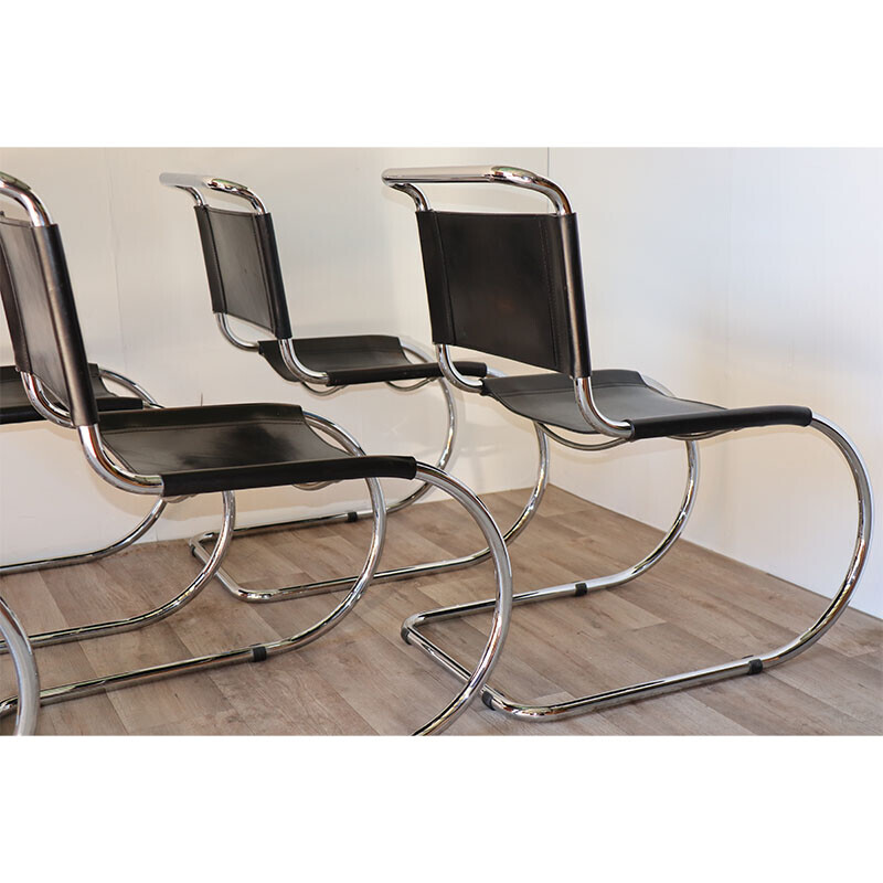 Lot de 6 chaises minimaliste vintage en métal chromé et cuir noir, 1970