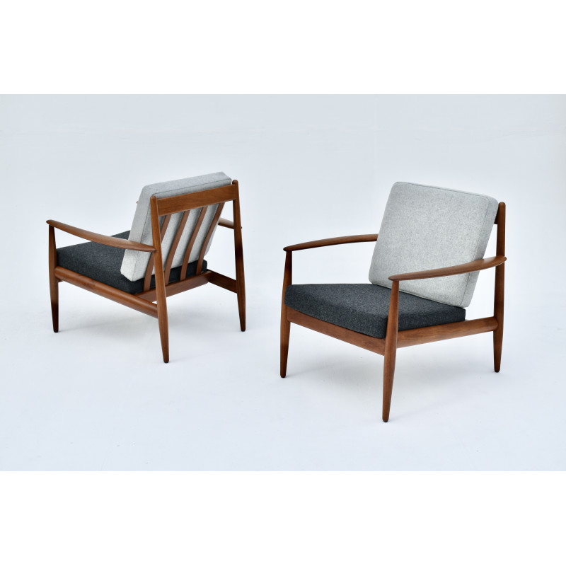 Pair of Danish mid century teak armchairs by Gret Jalk for France and Son, 1950s