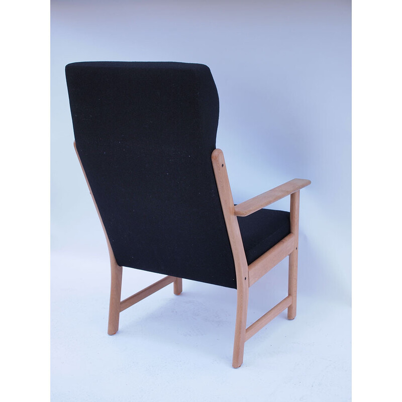 Scandinavische vintage fauteuil in massief eikenhout en zwarte stof, 1960-1970