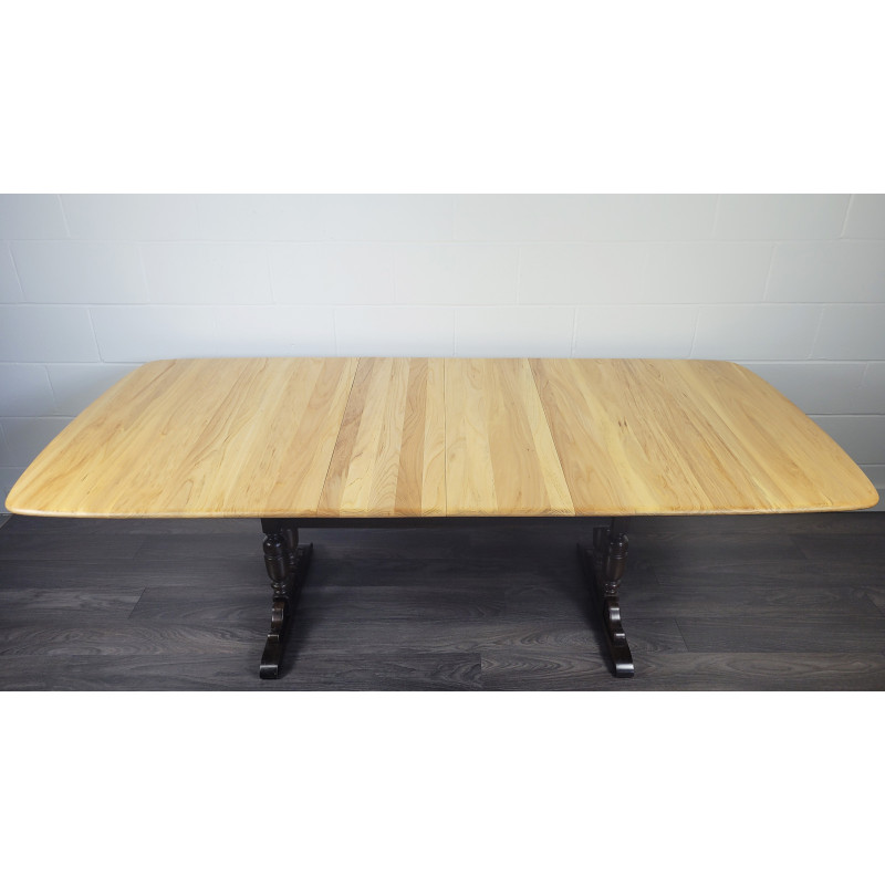 Table vintage en bois d'orme par Ercol, 1990