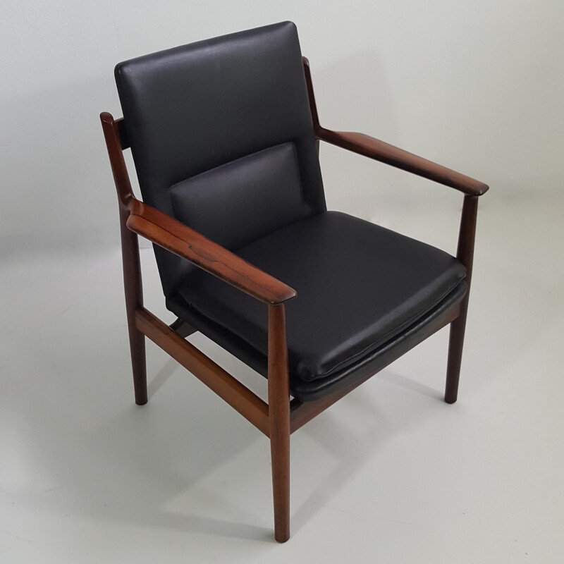 Scandinavian rosewood armchair "model 431", Arne VODDER - 1950s