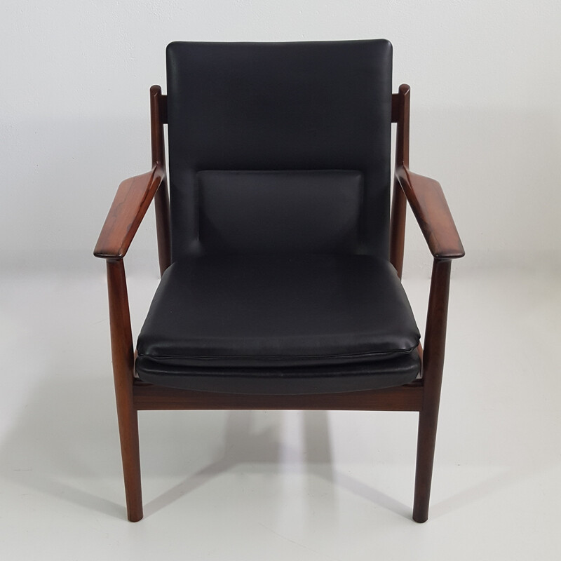 Scandinavian rosewood armchair "model 431", Arne VODDER - 1950s