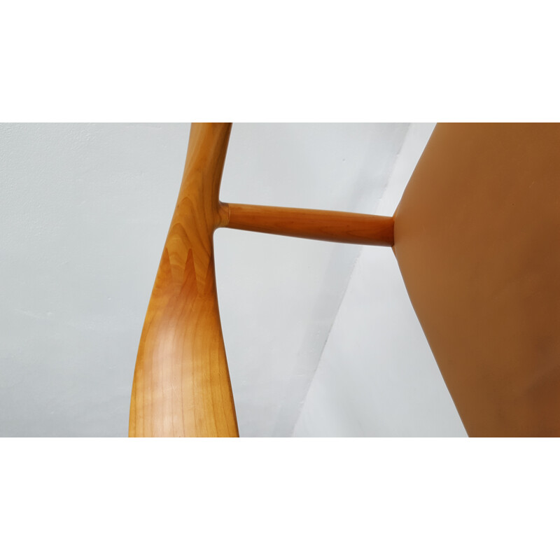 PP Møbler "The Chair" in ashwood, Hans WEGNER - 2000s