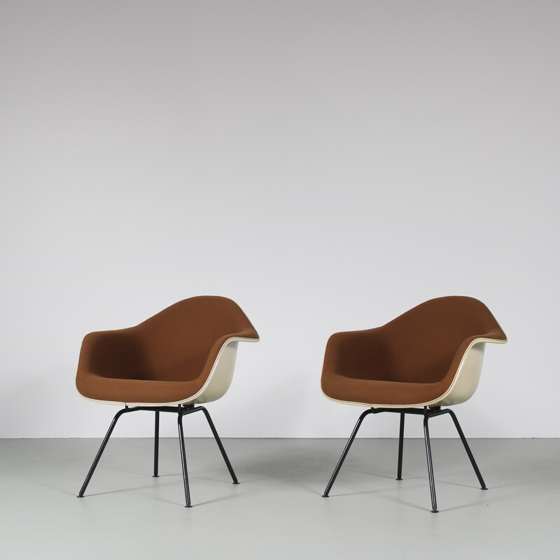 Pair of vintage armchairs by Eames for Herman Miller, USA 1960s