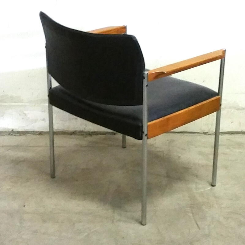 Ensemble de 4 fauteuils et table assortie Thereca - 1960