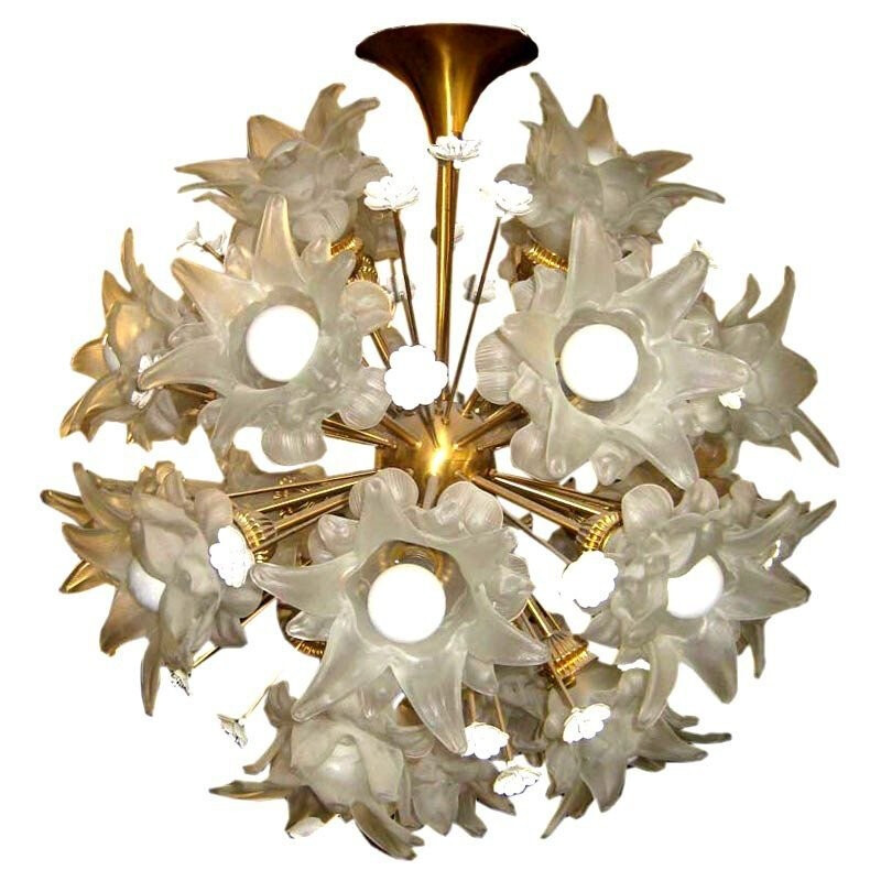 Sputnik "flower" chandelier in glass and brass - 1970s