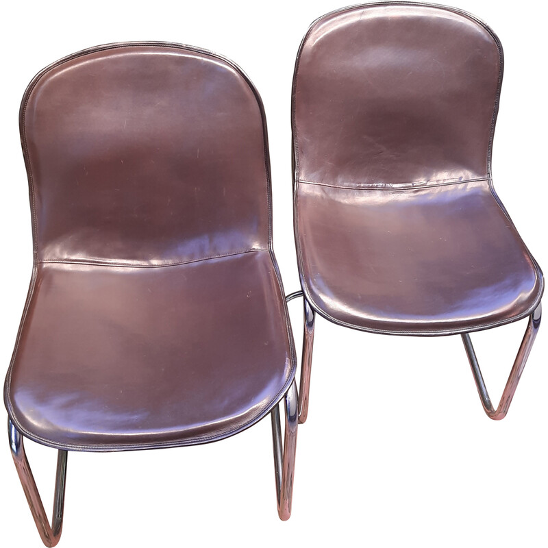 Paire de chaises vintage recouvertes de cuir de vachette par Gastone Rinaldi, Italie 1960