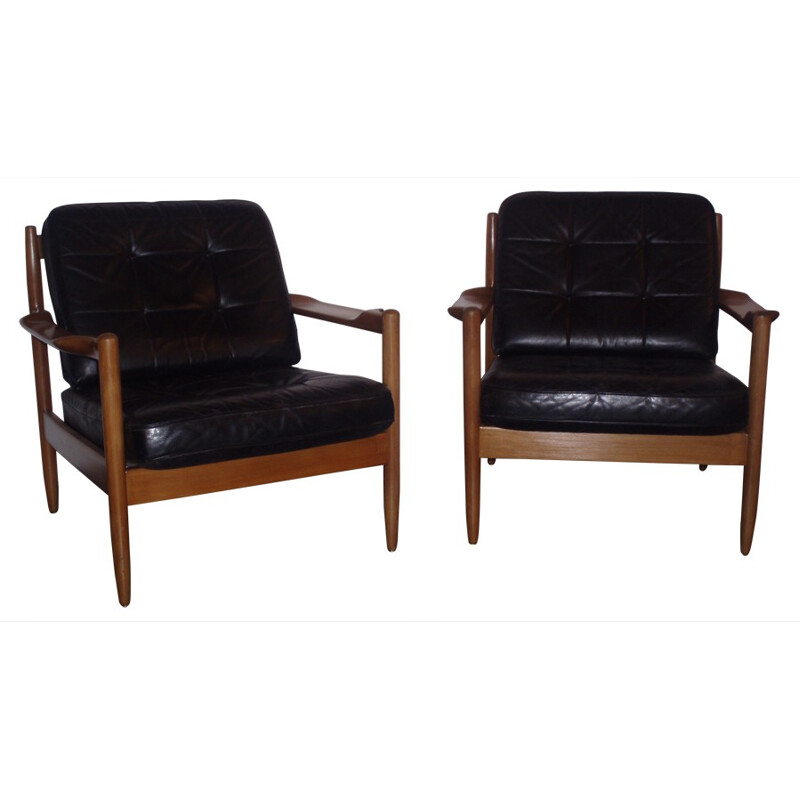 Pair of Scandinavian armchairs - 1960s