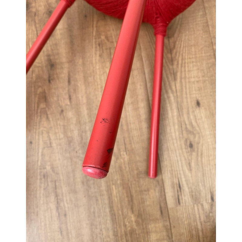 Tabouret vintage en métal rouge et laine modèle Eskilstuna par Ikea, 1990