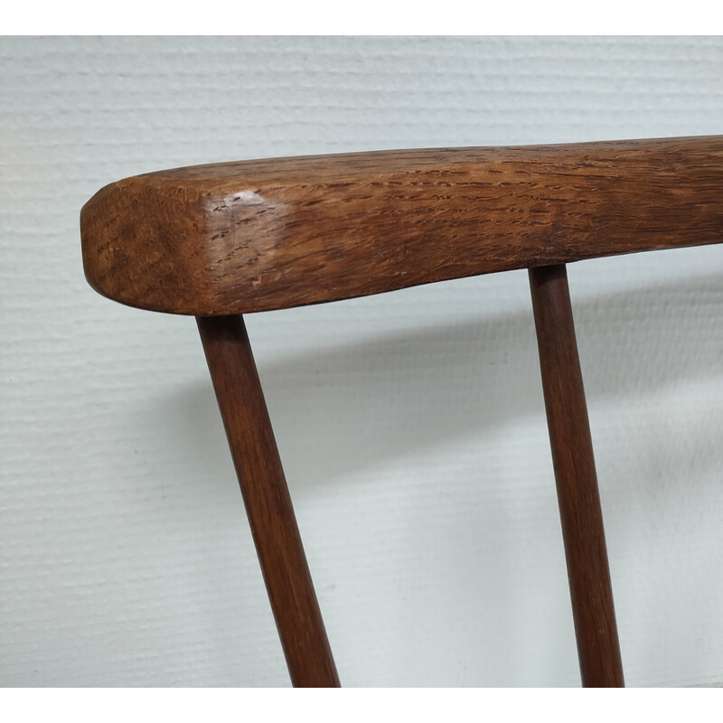 Vintage magazine rack in solid oakwood with patina, 1960