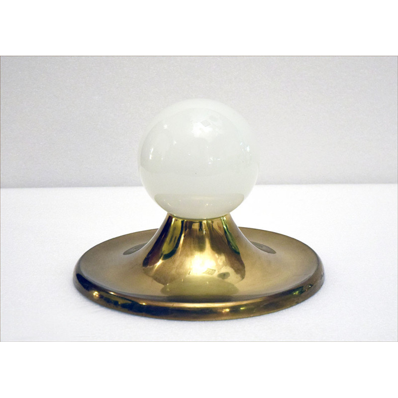 Vintage wall lamp in brass and opaline glass by Gino Sarfatti for Flos, 1970s