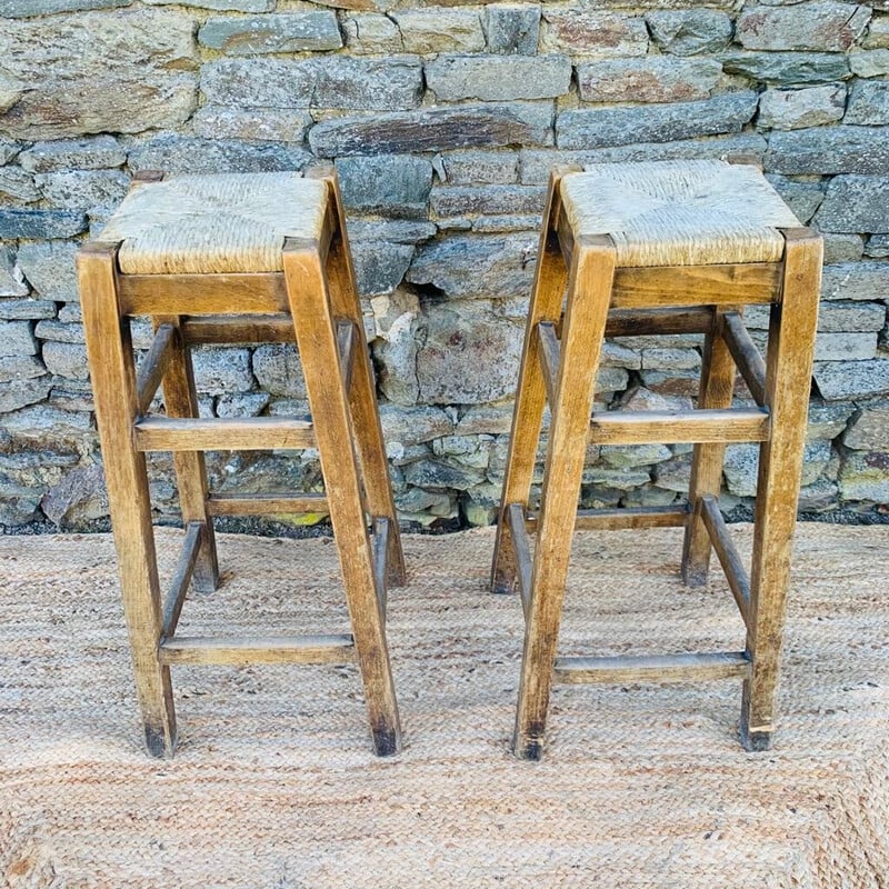 Paar hohe Vintage-Hocker aus Holz und Stroh