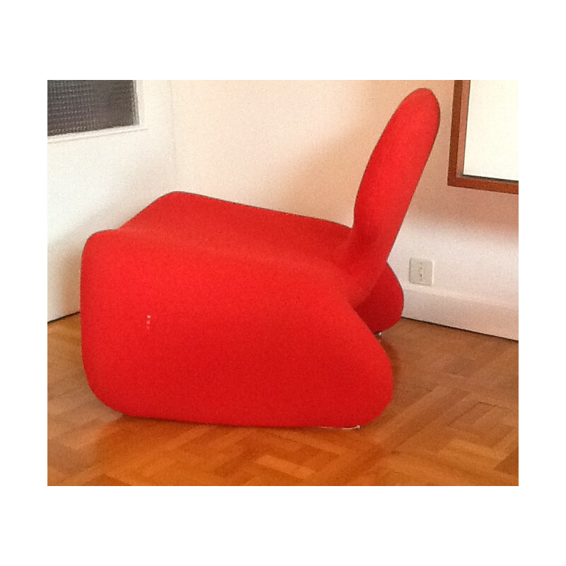 "Djinn" red low chair, Olivier MOURGUE - 1960s
