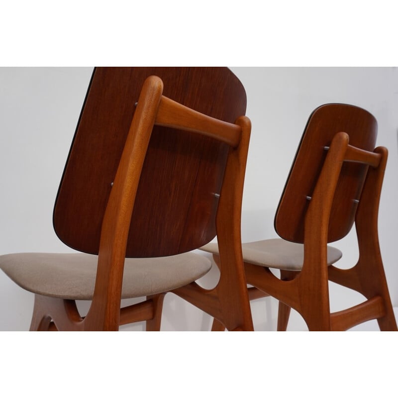 Set of 2 Mid Century Chairs by Arne Hovmand Olsen - 1960s