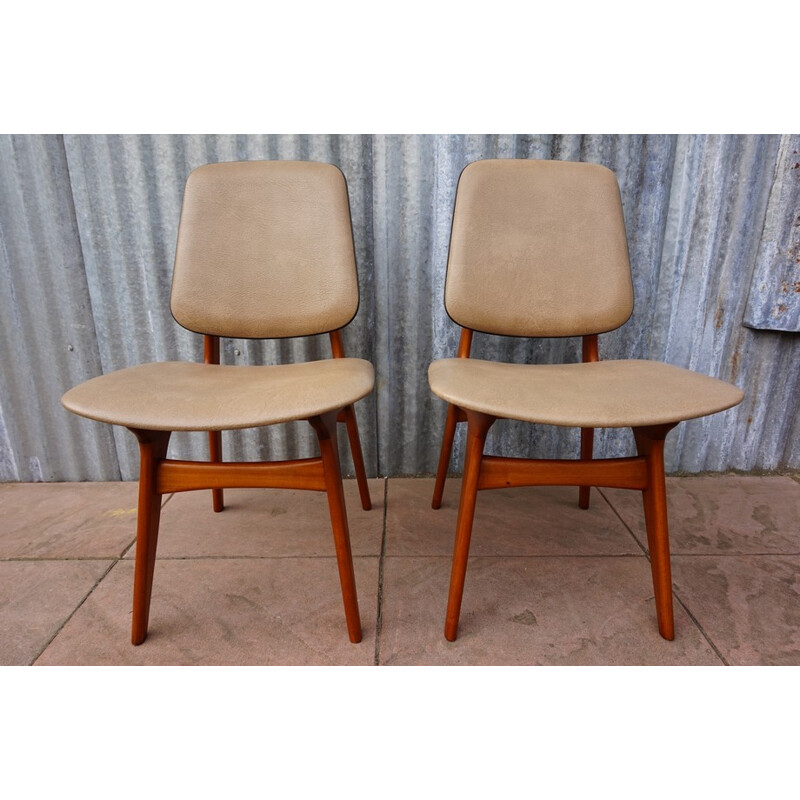 Set of 2 Mid Century Chairs by Arne Hovmand Olsen - 1960s