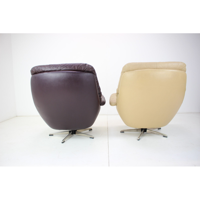 Pair of vintage Scandinavian leather adjustable armchairs by Peem, Finland 1970s