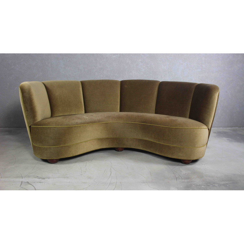 Dänisches Vintage-Sofa aus gebogenem Samt, 1930