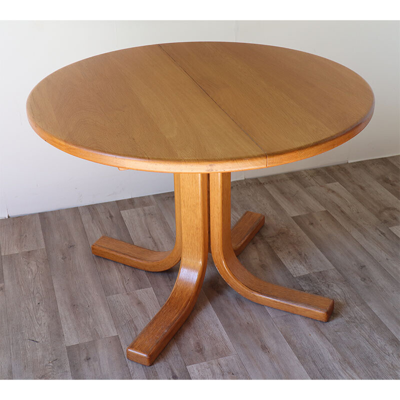 Vintage solid oakwood extension table, 1970