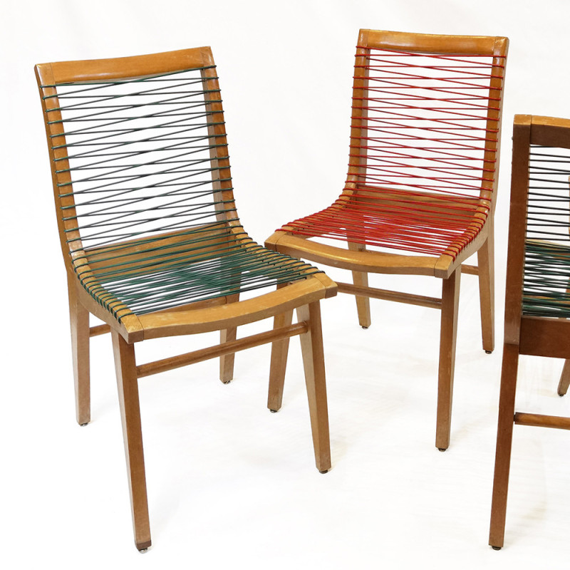 Set of 4 vintage beechwood chairs with red and green sadroplast wire by Louis Sognot