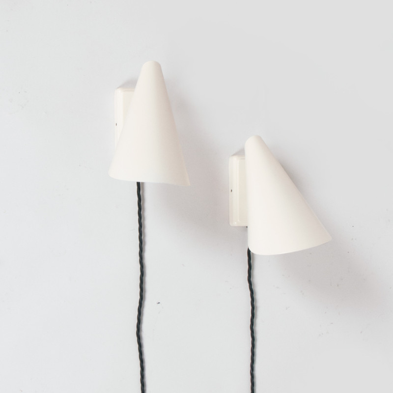 Pair of vintage Ewa wall lamps by Värnamo, Sweden 1950s