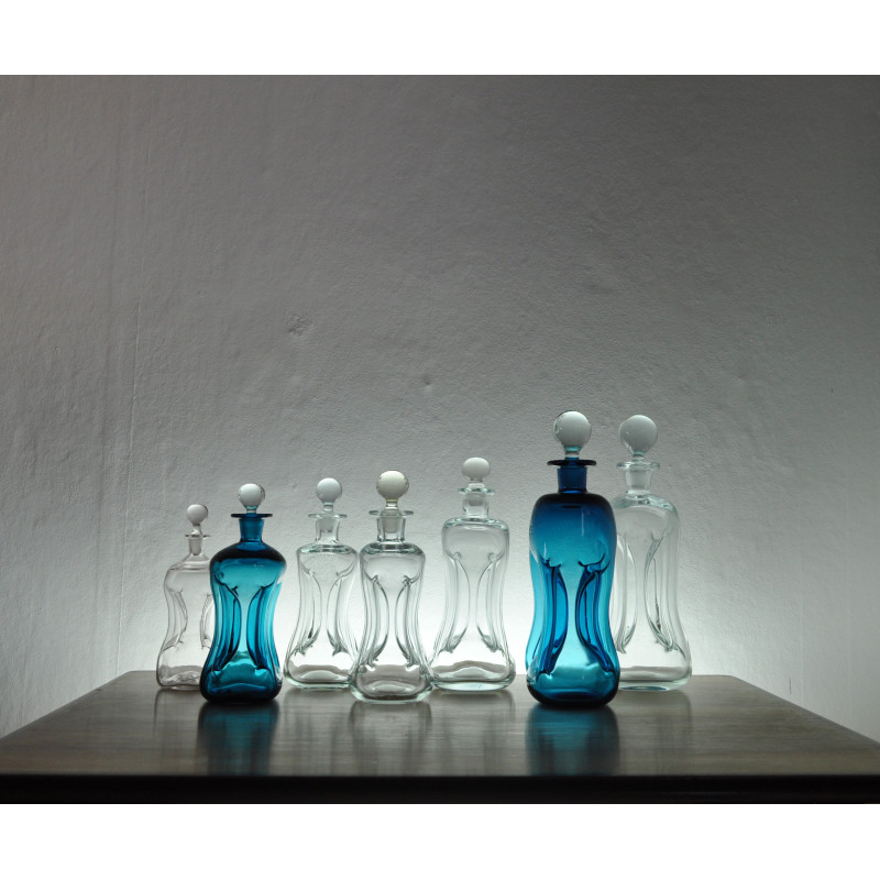 Conjunto de 7 bocas de vintage sopradas em vidro Holmegaard "Klukflasker