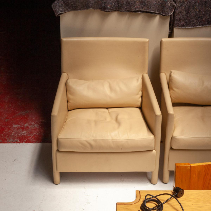 Vintage cream leather Vivette club armchair by Luca Meda, 1980s