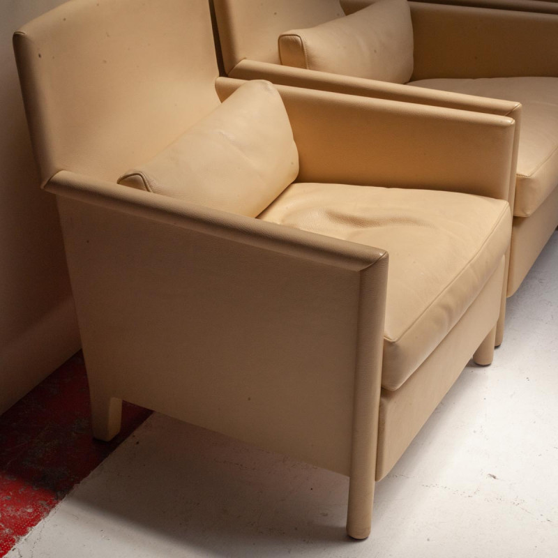 Vintage cream leather Vivette club armchair by Luca Meda, 1980s