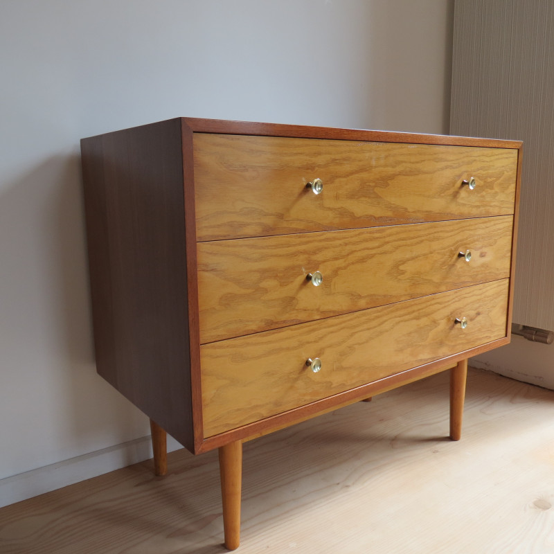 Vintage mahogany chest of drawers by Robin Day for Hille, 1950s