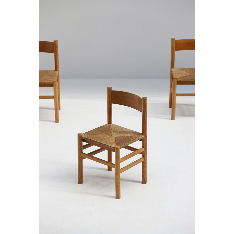 Set van 8 vintage houten stoelen met biezen zitting, 1970