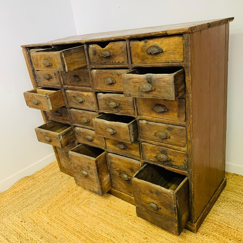 Vintage-Handwerksmöbel mit 24 Schubladen aus Holz