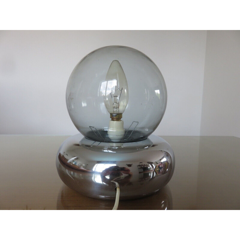 Lámpara vintage de la era espacial en metal cromado y cristal ahumado, Francia 1970