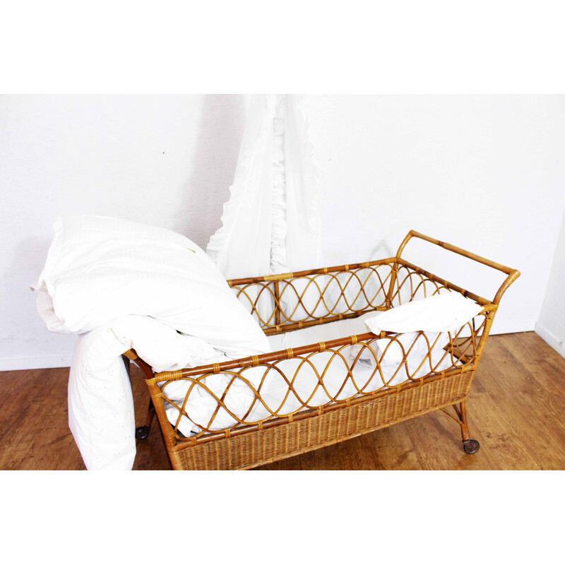 Vintage cradle in rattan, 1960-1970