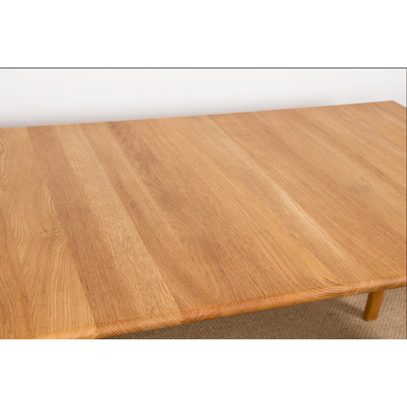 Vintage Danish extensible table model Ch006 by Hans Wegner for Carl Hansen, 2010