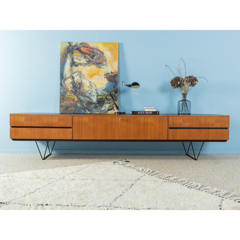 Credenza vintage in teak con due ante a battente, anni '60