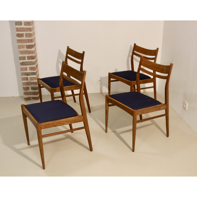 Conjunto de 4 cadeiras de carvalho escandinavo vintage, 1950-1960