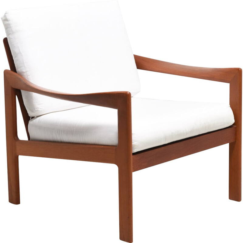 Fauteuil blanc en tissu et en teck, Illum WIKKELSO - 1960