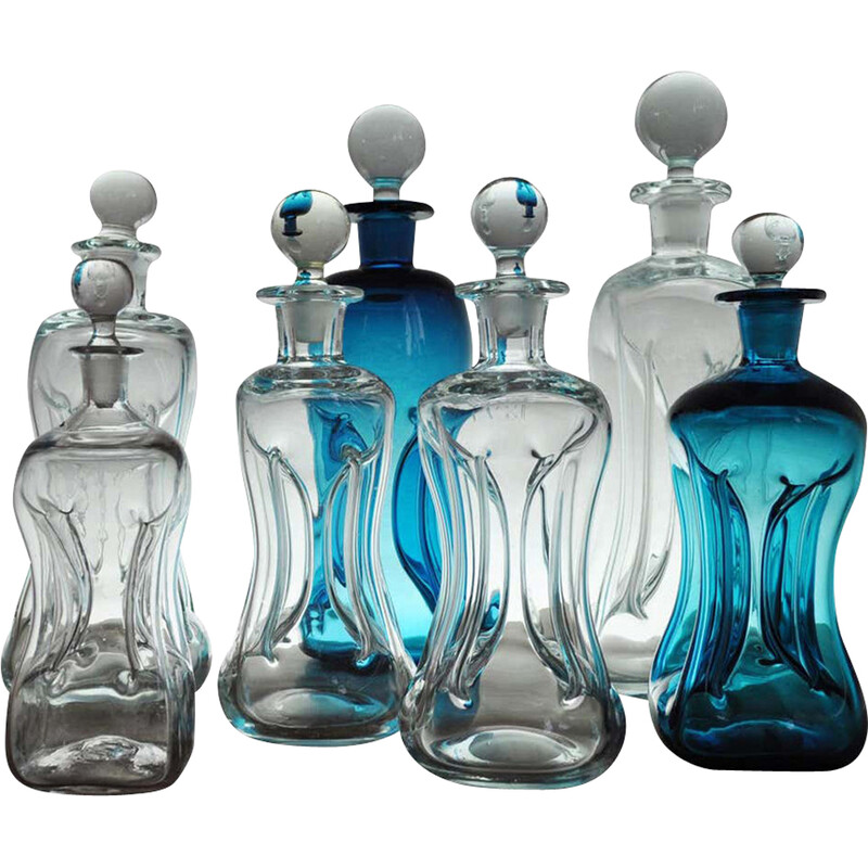 Satz von 7 mundgeblasenen Holmegaard Glas "Klukflasker"