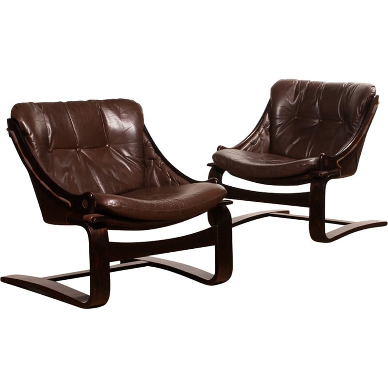 Pair of lounge chairs in brown leather - 1980s