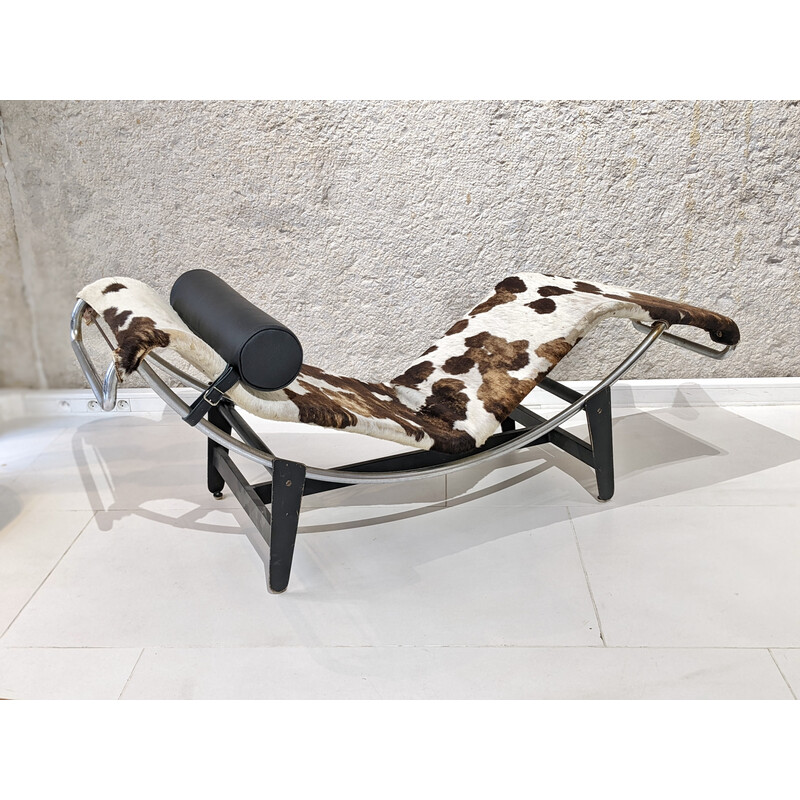 Vintage lounge chair Lc4 by Le Corbusier and Charlotte Perriand for Whonbedarf, 1952