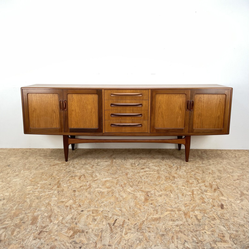 Credenza G Plan di Victor Wilkins, metà secolo, 1960