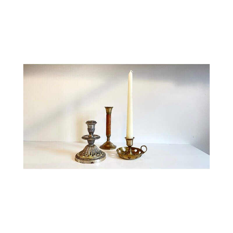 Juego de 3 candelabros vintage de metal plateado y madera